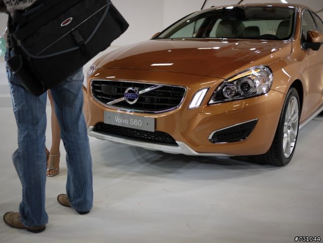 (更新(爆?S60出動))年車展2011(2010) VOLVO的SG最正最爆 CAR SHOW NEW S60 T5搶先發 呵呵