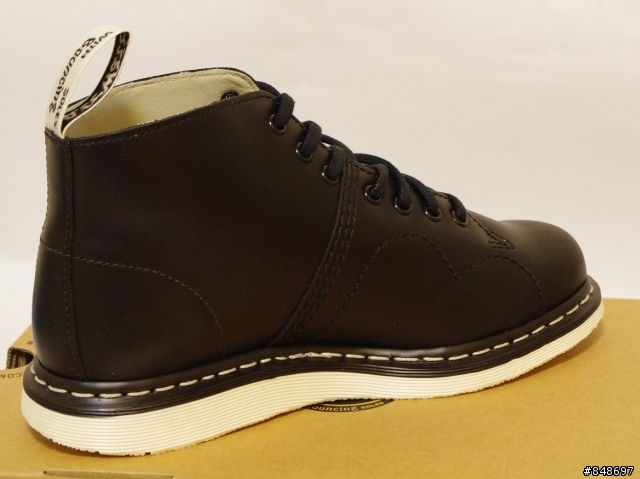【開箱】馬汀大夫 Dr. Martens Philip Boot - Black Whitney