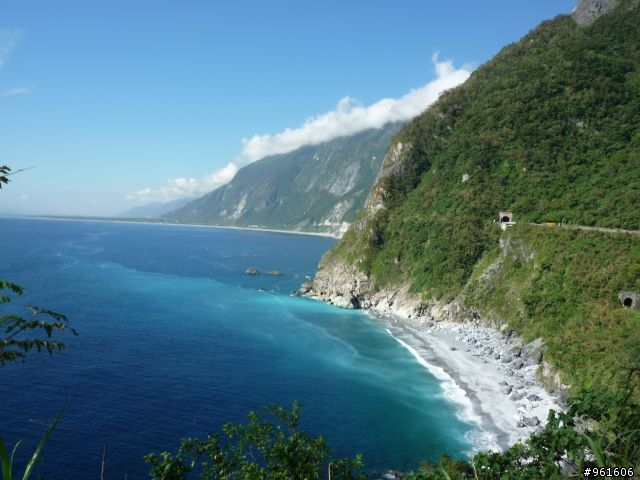 【遊記分享】鐵馬浪人之流浪全台灣~~DAY9~~終於在民國100年前PO完了，祝大家新年快樂~~