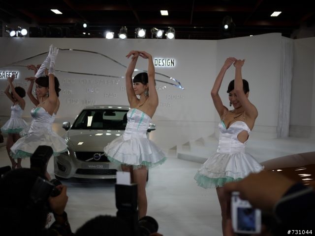 (更新(爆?S60出動))年車展2011(2010) VOLVO的SG最正最爆 CAR SHOW NEW S60 T5搶先發 呵呵