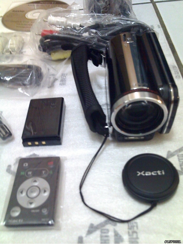 SANYO Xacti FH1 買了1年的開箱文