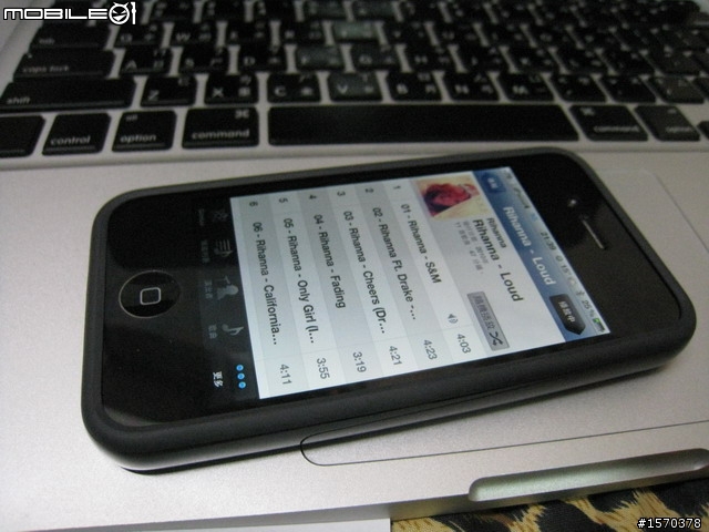 [新款四代]    IPHONE4 喇叭DOCK功能 ... JBL On Stage IV 飄洋過海開箱文 ~