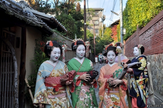 （分享） 京都＋大阪＋神戶＋奈良之賞楓旅 ~{圖多}~ D90 + 17-55mm F2.8