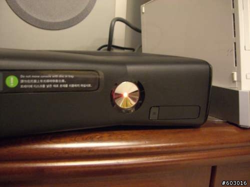 X360 同捆機操三天系統當機