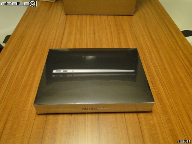 我的 13" Macbook Air  2.13GHz 4GDDR 開箱