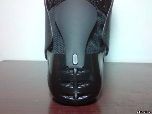 開箱 之第一發 Alpinestars 車靴  Supertech-R  黑紅  2010