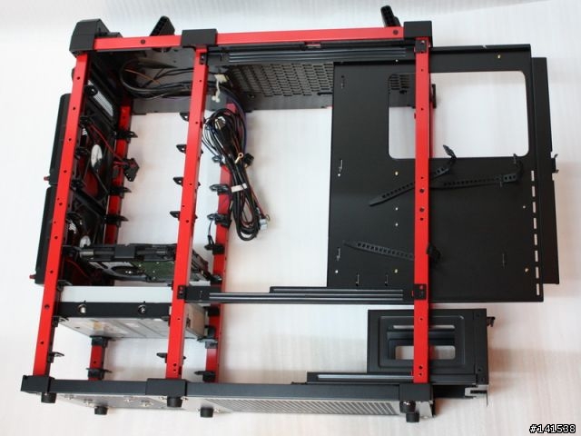這不是樂高！他是Antec LanBoy Air玩家機殼！