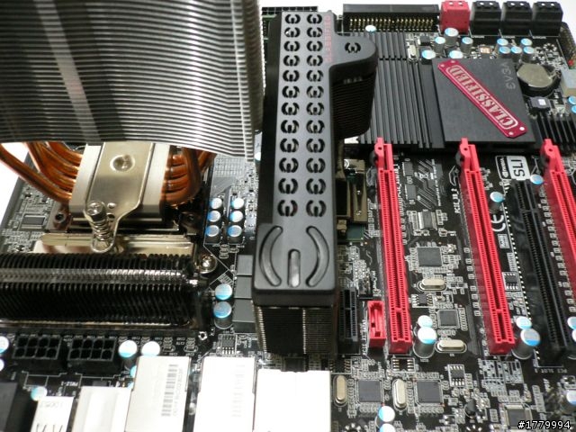 [開箱] CORSAIR A70 簡測