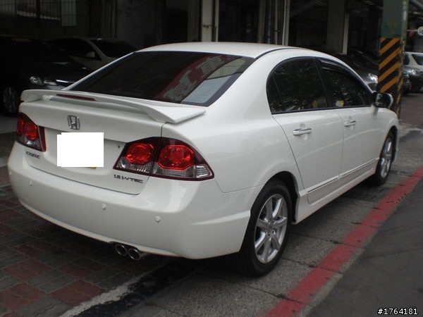 大家覺得哪台車配的原廠鋁圈不錯看