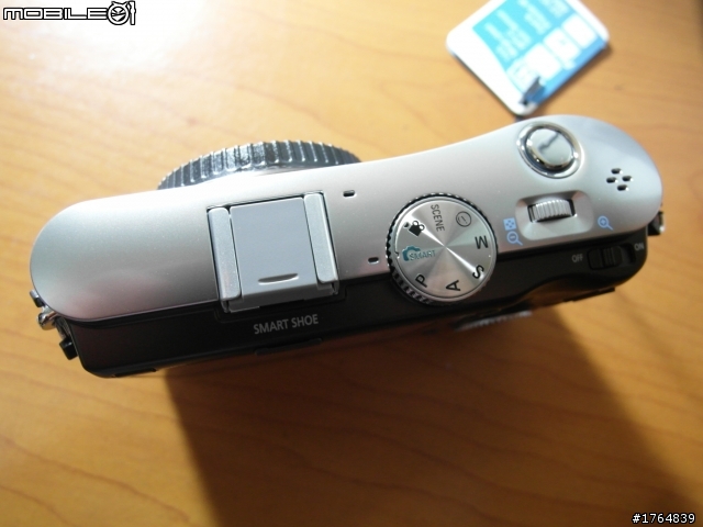 NX100  開箱