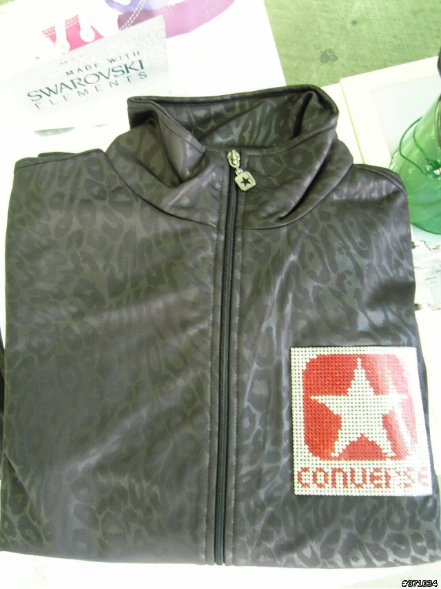 Converse超閃亮夾克!!!