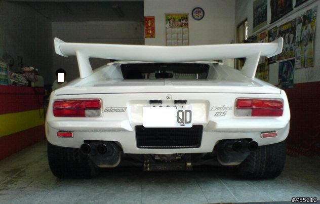 稀有超跑De Tomaso Pantera