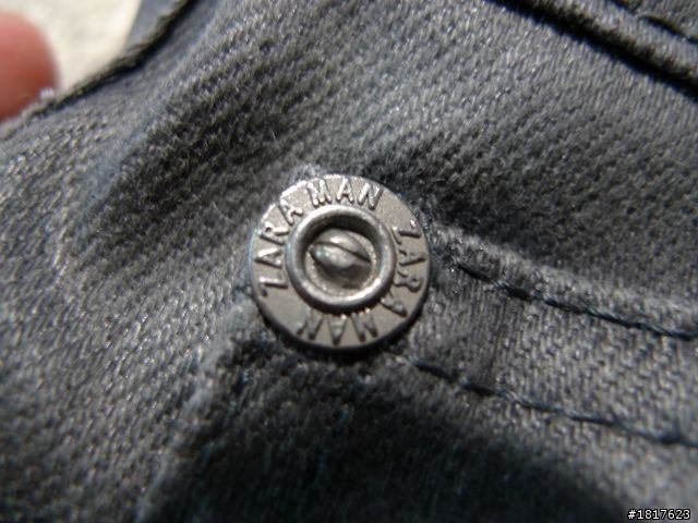 ZARA 灰色上膠小直筒褲，增實穿圖