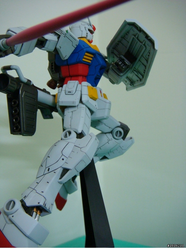鋼普拉第三彈~RX-78-2