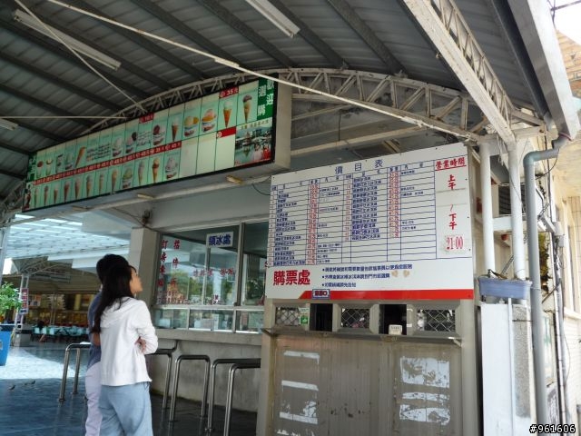 【遊記分享】鐵馬浪人之流浪全台灣~~DAY9~~終於在民國100年前PO完了，祝大家新年快樂~~