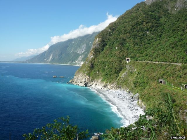 【遊記分享】鐵馬浪人之流浪全台灣~~DAY9~~終於在民國100年前PO完了，祝大家新年快樂~~