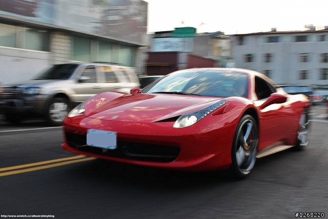 台中巧遇火紅458(圖有點多)