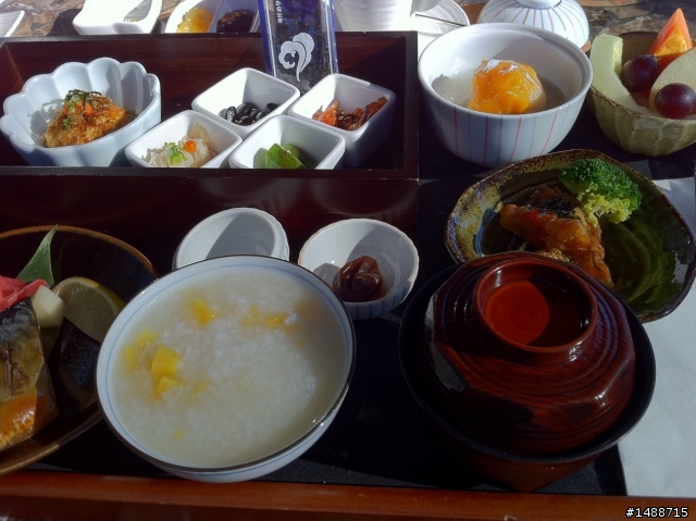 澳盛卡友 日月行館 行館套房 一泊ニ食 (圖多)