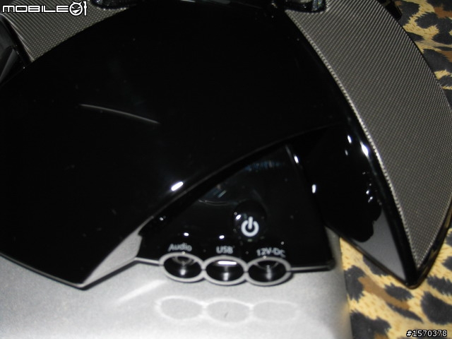 [新款四代]    IPHONE4 喇叭DOCK功能 ... JBL On Stage IV 飄洋過海開箱文 ~