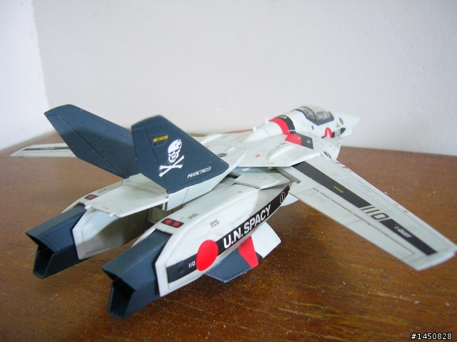  1/72 VF-1 Valkyrie 女武神戰機