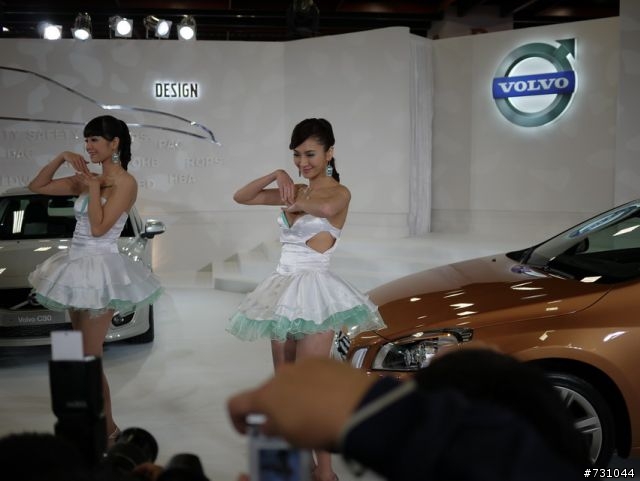(更新(爆?S60出動))年車展2011(2010) VOLVO的SG最正最爆 CAR SHOW NEW S60 T5搶先發 呵呵