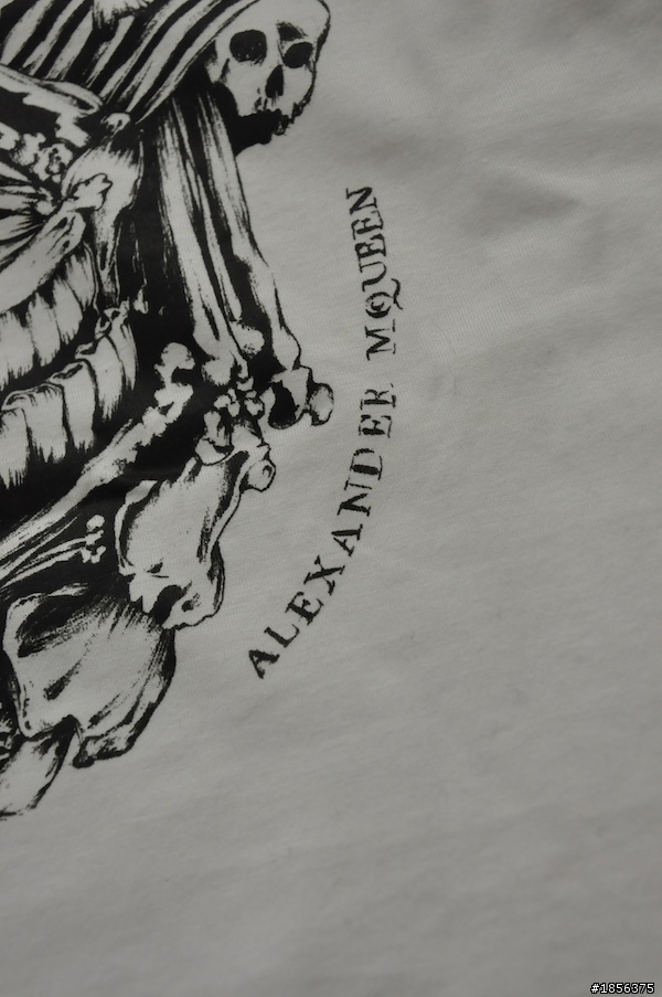 【新手分享】開箱Alexander McQuenn Bones Print T-Shirt