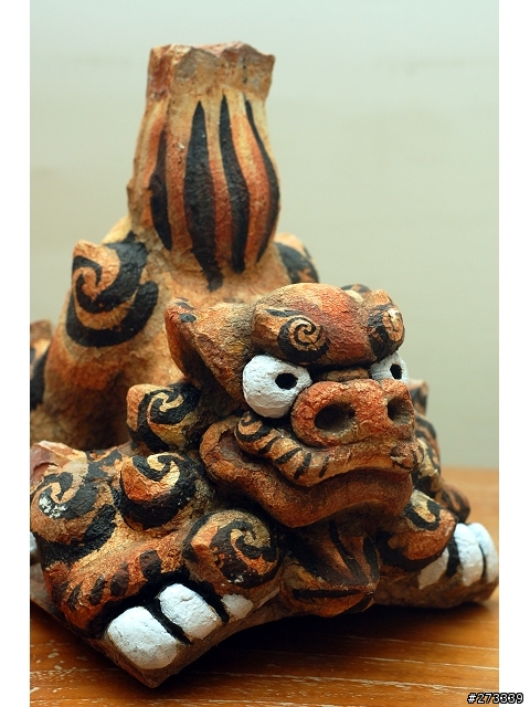沖繩 - 獅