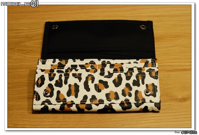 開箱 ~ Head Porter Wallet ~ Svelte & Snow Leopard