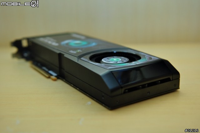 [開箱]中高階新選擇...技嘉GTX570入荷!!!