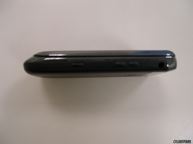 【不專業開箱】Blackberry torch 9800 & Blackberry 6.0系統試用分享