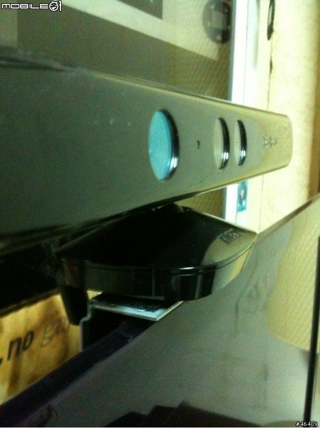 自製 Kinect 薄型LED電視用放置立架