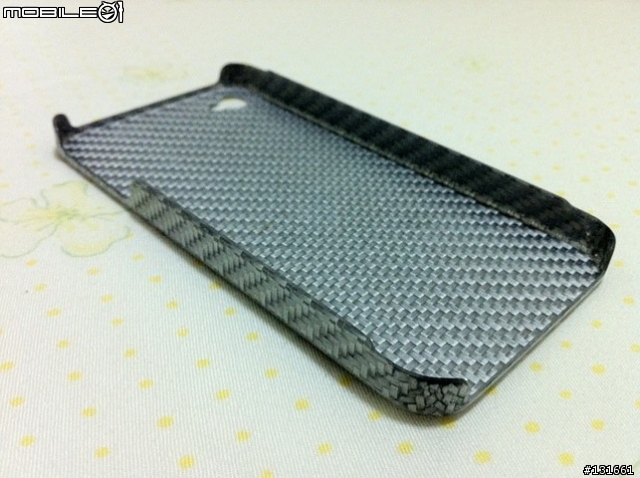 [分享]玻璃纖維&碳纖維 iPhone4 保護殼 (新增實際上機照)