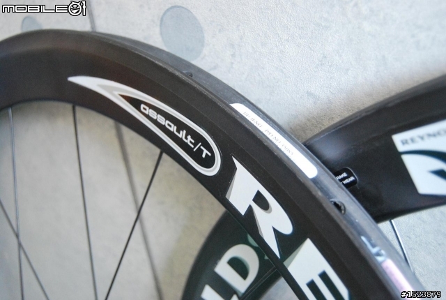 遇見2011年FUJI 首台SST 1.0新車架...............大崩裂登場!!!