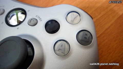 <開箱> XBOX 360 新型控制器 消光銀