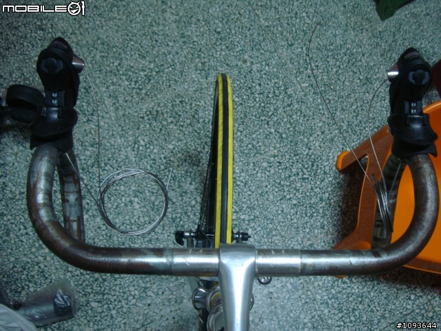老鋼管翻新[我的假貨colnago，快樂騎乘中]    出沒地:往永安漁港沿途