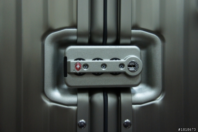 愛上了！ RIMOWA 係金Ａ