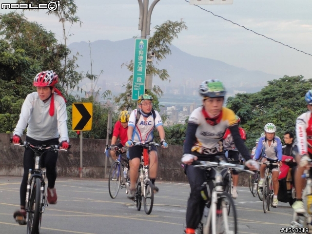 20101205仰德大道一段３００張不專業拍照，請見諒