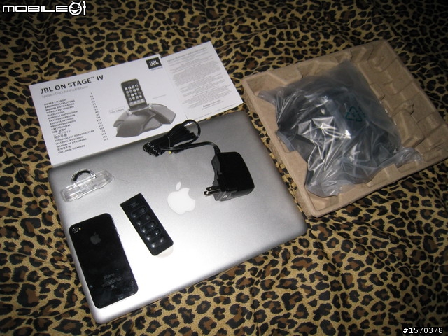 [新款四代]    IPHONE4 喇叭DOCK功能 ... JBL On Stage IV 飄洋過海開箱文 ~