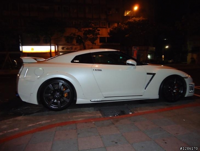 東區誠品附近,超猛全身carbon GTR
