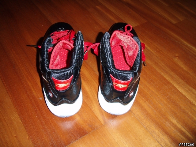 [分享]一雙定價5200的籃球鞋.....LEBRON VII P.S.
