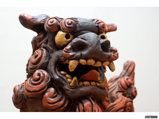 沖繩 - 獅