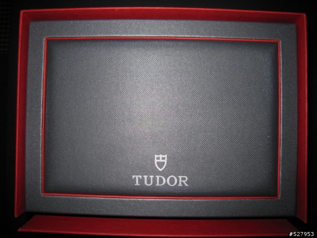 [簡單開箱] Tudor Glamour Double Date.......