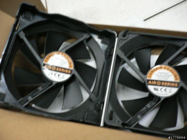 [開箱] CORSAIR A70 簡測