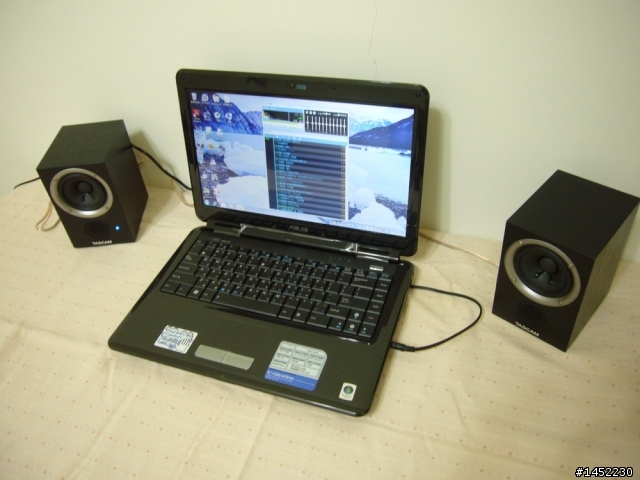 (不專業開箱)聖誕兼跨民國100年禮物..Tascam VL-M3 小喇叭