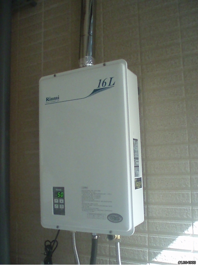 [家電分享] 日立SF-BD2300T風熨斗、大金變頻冷暖、林內熱水器