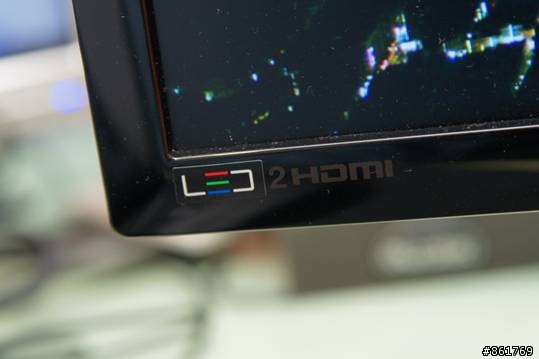 [分享]平價超薄LED SAMSUNG BX2231雙螢幕運用