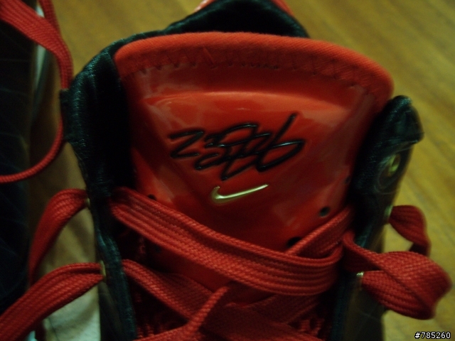 [分享]一雙定價5200的籃球鞋.....LEBRON VII P.S.