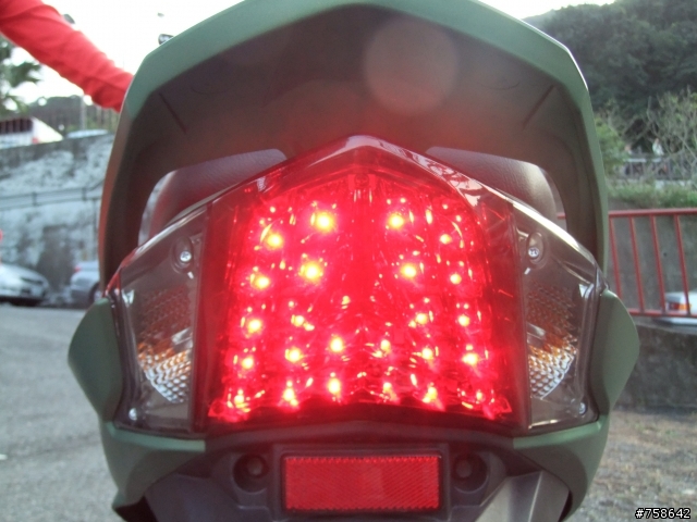 [開箱] NEW FIGHTER ZR 軍悍消光綠