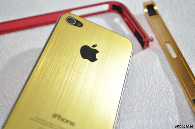 分享  I phone 4 之超人大戰鋼鐵人