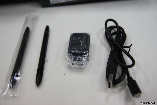 [分享] ASUS華碩Eee Note電子筆記本簡單開箱